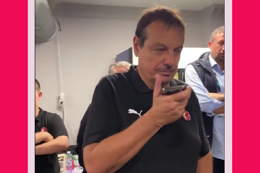 Türkiyə Prezidenti “EuroBasket”in finalına yüksələn milliyə zəng edib: "Gözlərinizdən öpürəm" - VİDEO