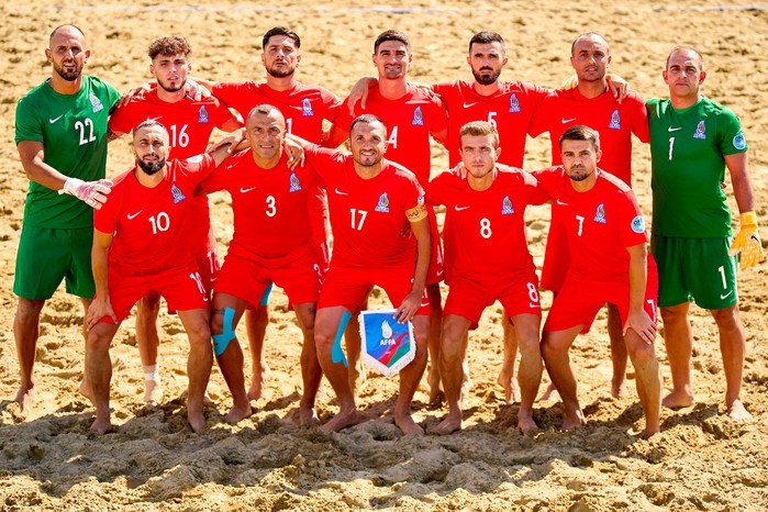 Azerbaijan beach soccer team loses semifinal to Romania