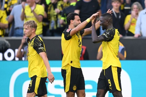 Bundesliqa: "Bavariya" zirvəyə yüksəlib, "Borussiya"dan səfər qələbəsi
