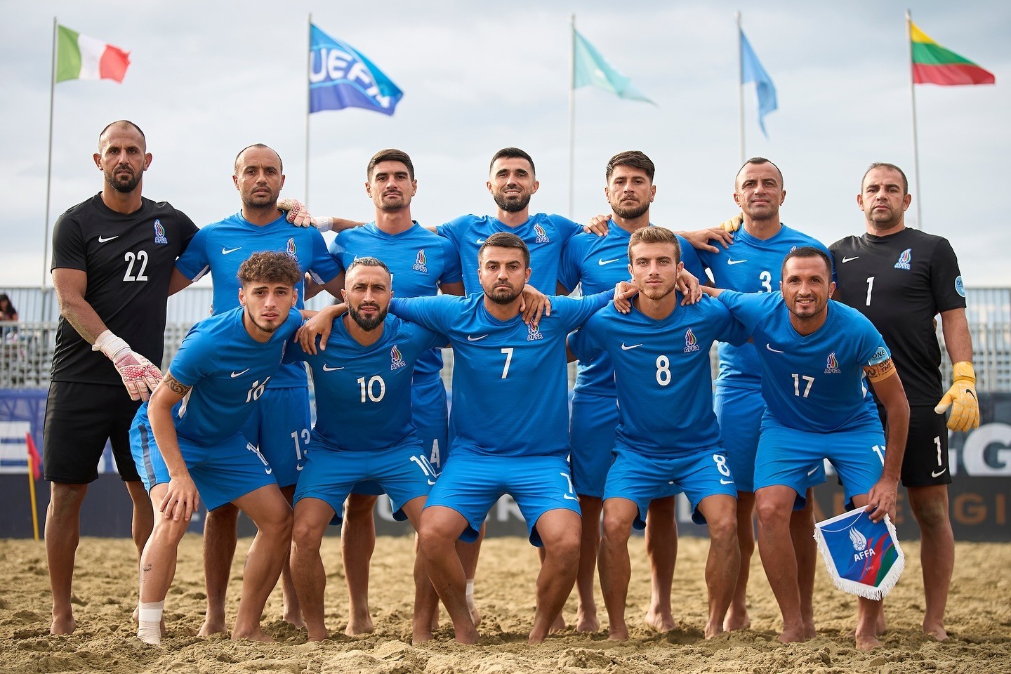 Сборная Азербайджана по пляжному футболу завоевала бронзу чемпионата Европы - ФОТО