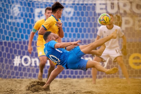 Сборная Азербайджана по пляжному футболу завоевала бронзу чемпионата Европы - ФОТО