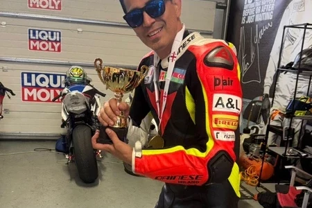 Azərbaycan motosikletçisi Gürcüstanda birinci olub - FOTO