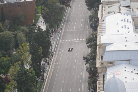 Lewis Hamilton tops second practice at Azerbaijan Grand Prix - UPDATED+PHOTO/VIDEO