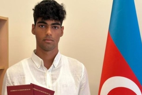 696 bal toplayan futbolçu: "Gah dərs oxuyurdum, gah da məşqə çıxırdım" - FOTO