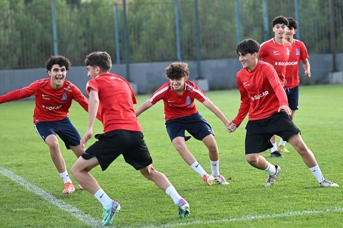 U-16 millimiz MDB Oyunlarına hazırlaşır - FOTO