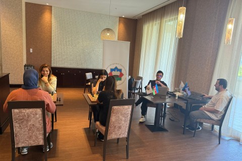 Qadın şahmatçılarımız Avropa çempionatına hazırlaşırlar - FOTO