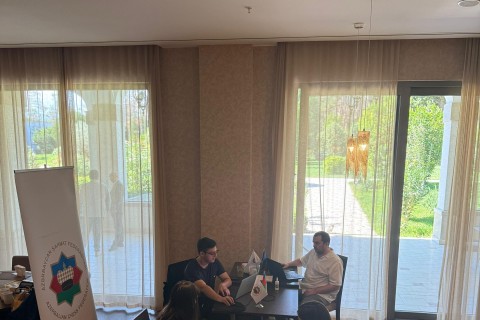 Qadın şahmatçılarımız Avropa çempionatına hazırlaşırlar - FOTO