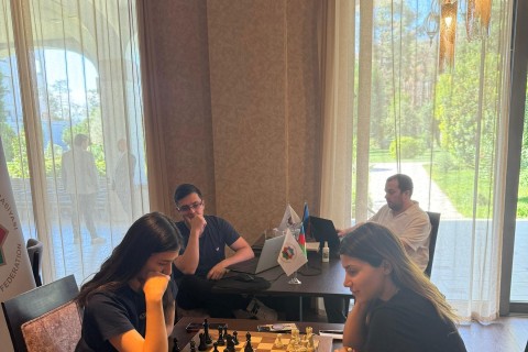 Qadın şahmatçılarımız Avropa çempionatına hazırlaşırlar - FOTO