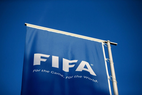 FIFA futbolçuları saxta sənədlərə görə cəzalandırdı