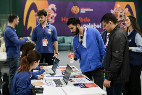 В Гянджинском Дворце спорта начал работу Медиа-центр III Игр СНГ - ФОТО