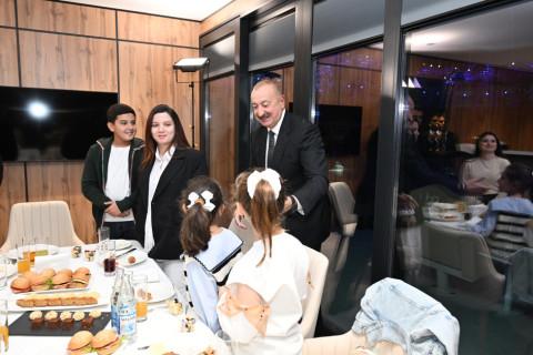 Prezident İlham Əliyev və birinci xanım Mehriban Əliyeva Gəncədə III MDB Oyunlarının açılış mərasimini izləyiblər – YENİLƏNİB + FOTO/VİDEO