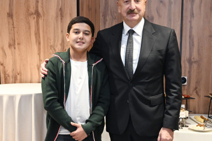 Prezident İlham Əliyev və birinci xanım Mehriban Əliyeva Gəncədə III MDB Oyunlarının açılış mərasimini izləyiblər – YENİLƏNİB + FOTO/VİDEO