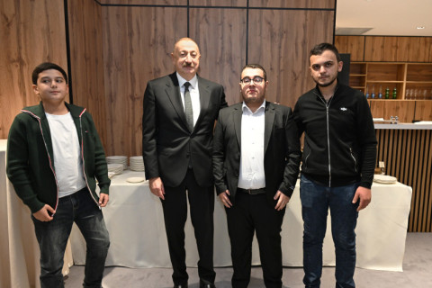 Prezident İlham Əliyev və birinci xanım Mehriban Əliyeva Gəncədə III MDB Oyunlarının açılış mərasimini izləyiblər – YENİLƏNİB + FOTO/VİDEO