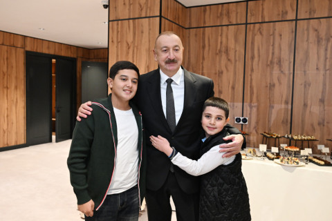 Prezident İlham Əliyev və birinci xanım Mehriban Əliyeva Gəncədə III MDB Oyunlarının açılış mərasimini izləyiblər – YENİLƏNİB + FOTO/VİDEO