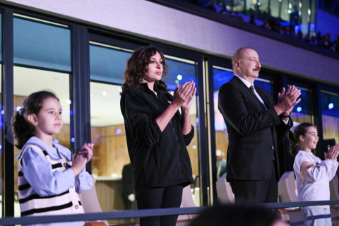 Prezident İlham Əliyev və birinci xanım Mehriban Əliyeva Gəncədə III MDB Oyunlarının açılış mərasimini izləyiblər – YENİLƏNİB + FOTO/VİDEO