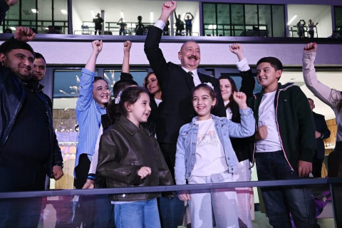 Prezident İlham Əliyev və birinci xanım Mehriban Əliyeva Gəncədə III MDB Oyunlarının açılış mərasimini izləyiblər – YENİLƏNİB + FOTO/VİDEO