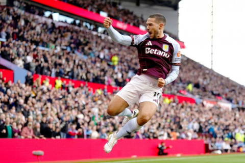 “Aston Villa” Premyer Liqada ilk qələbəsini qazandı