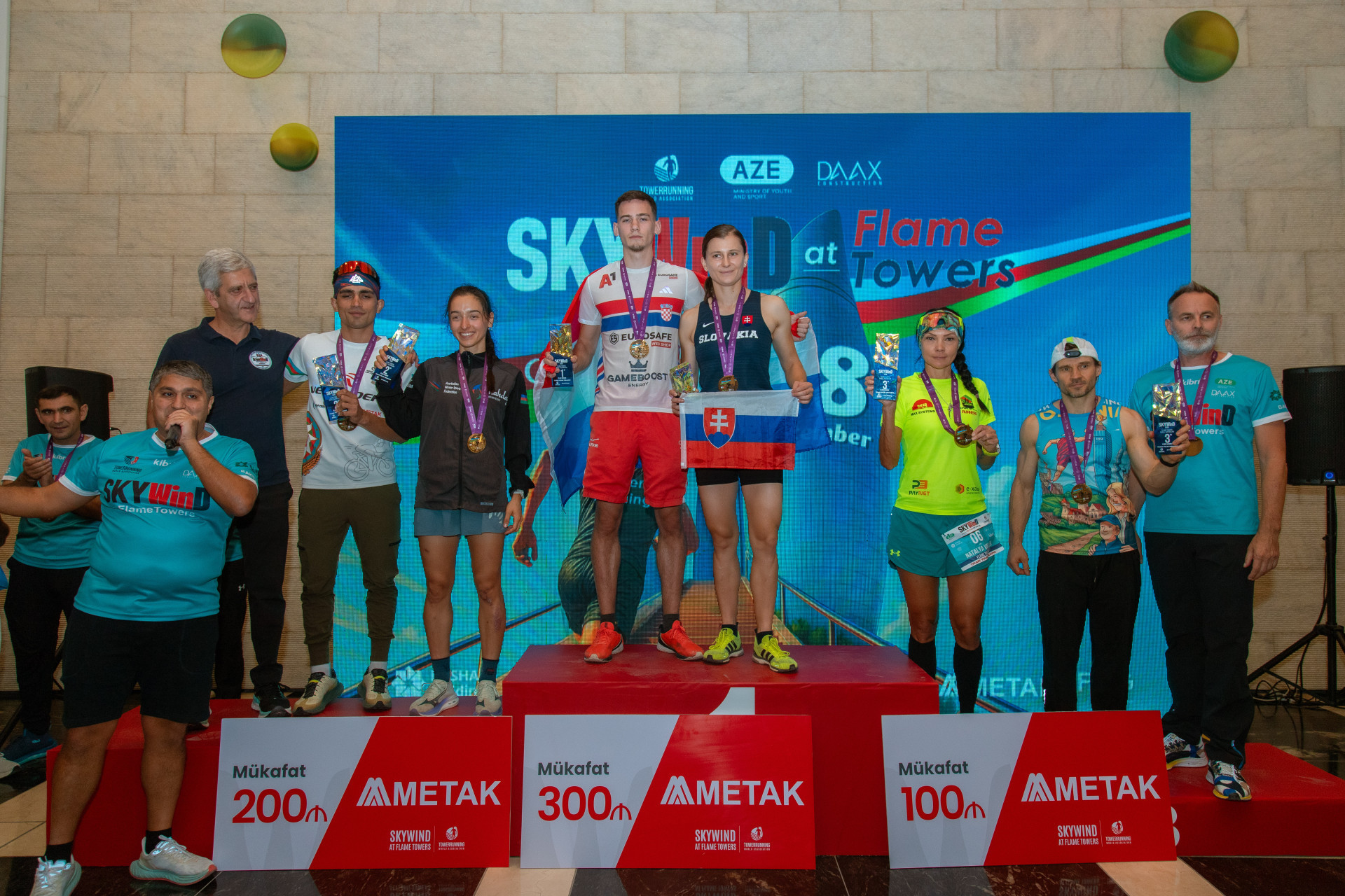 Azərbaycan idmançıları Bakıda keçirilən vertikal qaçış turnirində medal qazandılar - FOTO