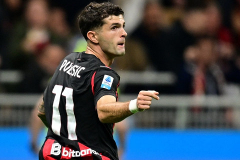 Azlıqda qalan “Milan” “Napoli”yə qalib gələrək liderliyə yüksəlib