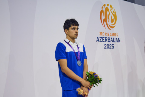 III MDB Oyunları: Azərbaycan üzgüçüləri bu gün dördüncü medalı qazanıblar - YENİLƏNİB + FOTO