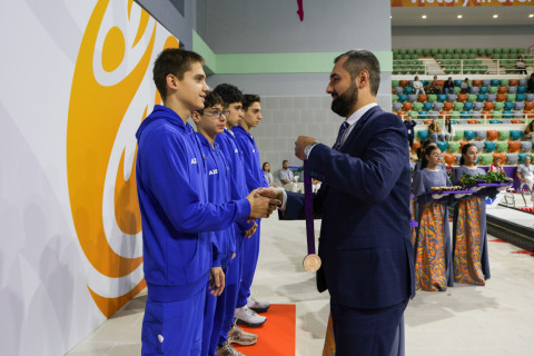 Azerbaijani swimmers win bronze in 4x200m freestyle at 3rd CIS Games - PHOTO
