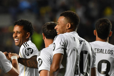 “Real Madrid” Almatıda “Kayrat”a böyük hesabla qalib gəlib - VİDEO