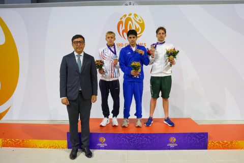 Azərbaycan üzgüçüsü III MDB Oyunlarında qızıl medal qazandı - YENİLƏNİB + FOTO