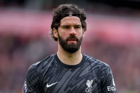 “Liverpul”un qapıçısı zədə səbəbindən Premyer Liqanın oyununu buraxacaq