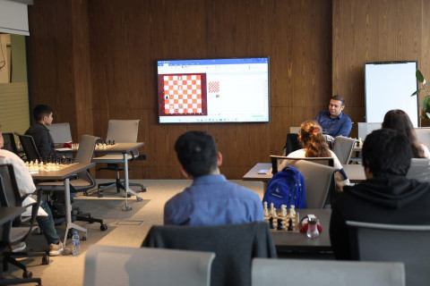 Azerbaijani Chess Federation holds “masterclass” with Rauf Mammadov - PHOTO