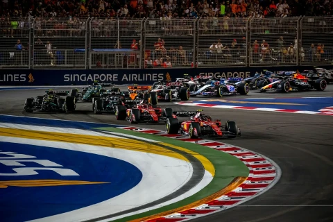 Lando Norris və Şarl Leklerin bolidləri toqquşub - FOTO