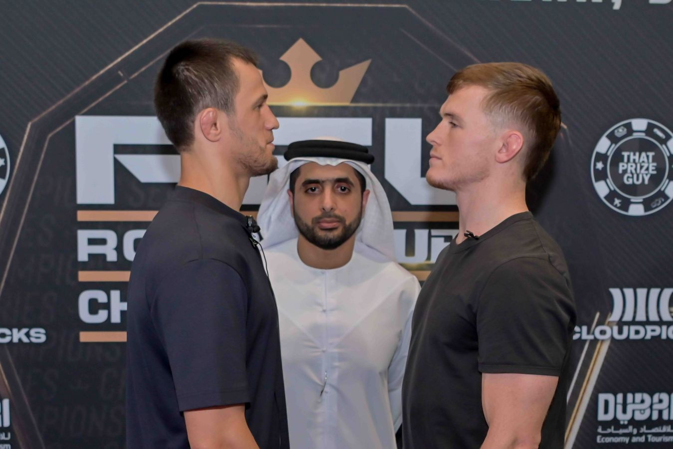 Нурмагомедов победил Пола Хьюза и стал чемпионом PFL