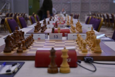 Azərbaycanın şahmat komandaları Avropa çempionatının favoritləri sırasında