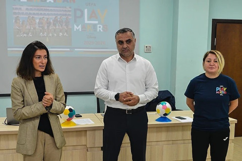 “Playmakers” layihəsi çərçivəsində təlim-seminar - FOTO