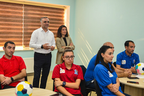 “Playmakers” layihəsi çərçivəsində təlim-seminar - FOTO
