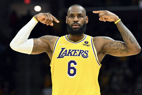 Lebron Ceymsin “bütün qərarların qərarı” reklam roliki imiş