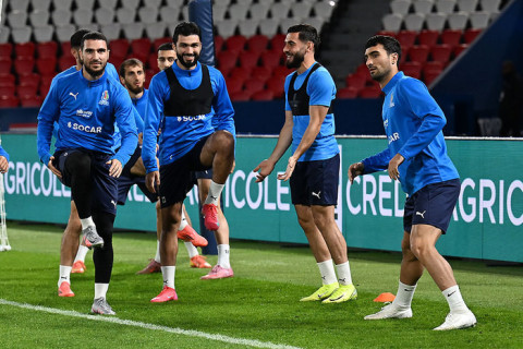 Azərbaycan millisi “Park de Prens”də məşq edir - FOTO + VİDEO