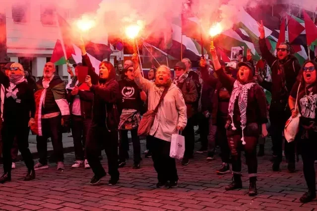 Norveçdə İsraillə oyun öncəsi bu ölkənin əleyhinə aksiya keçirilib - FOTO/VİDEO