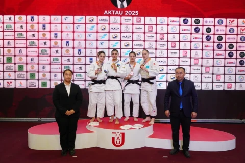 Cüdoçularımızdan beynəlxalq turnirdə 10 medal - FOTO