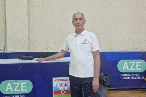 Çingiz Əzimov yenidən gənc həndbolçularla çalışacaq