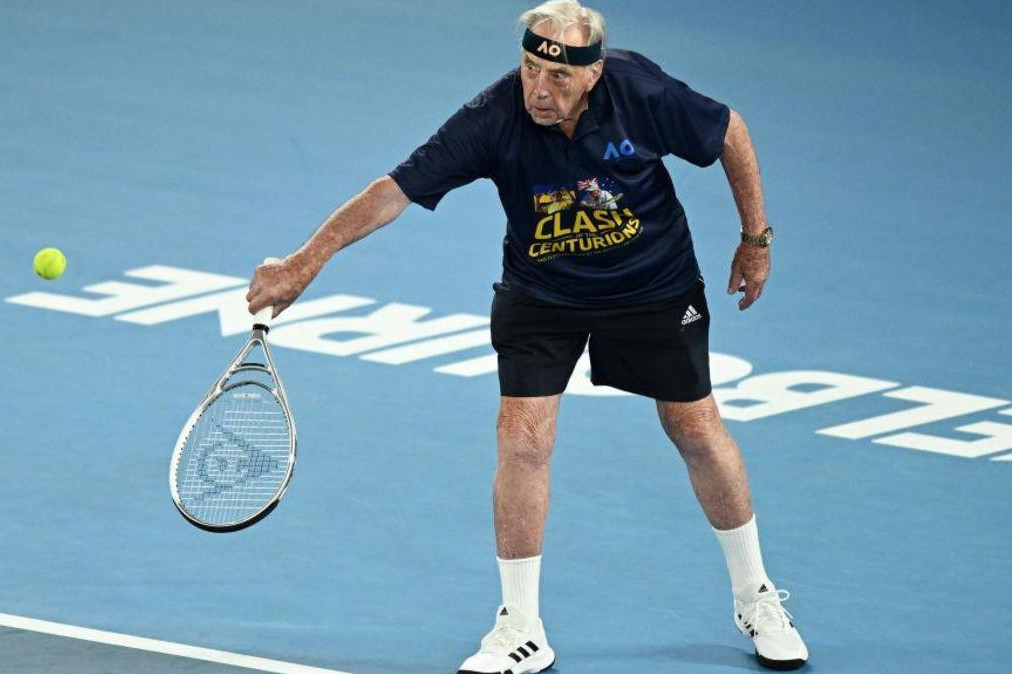 Tennis tarixində ilk: 97 və 102 yaşlı oyunçular rekord qırdı