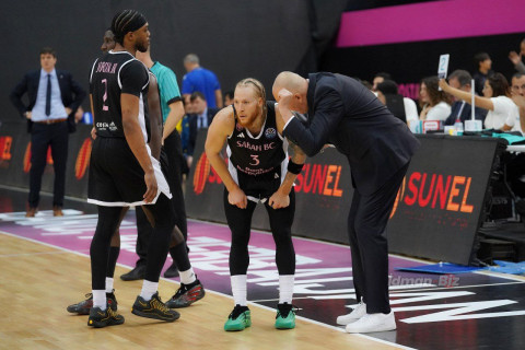 FIBA Çempionlar Liqası: "Sabah" gərgin mübarizədə "Alba"ya məğlub oldu - YENİLƏNİB + FOTO