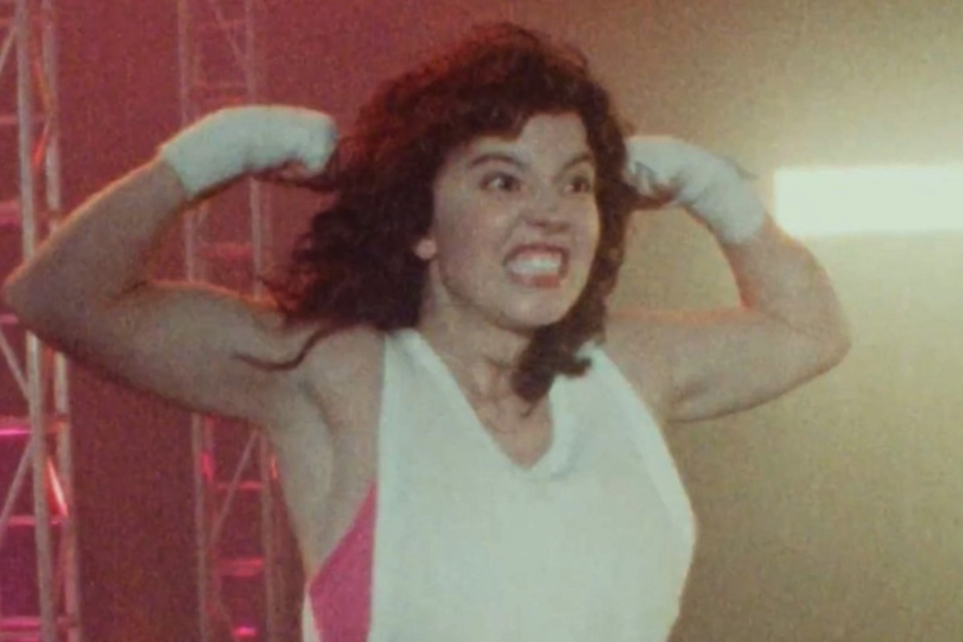 Əfsanəvi qadın boksçu Kristin Martinə həsr olunan filmdən YENİ GÖRÜNTÜ