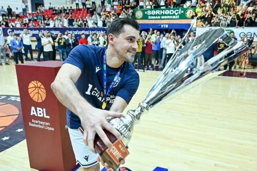 “Sumqayıt”ın 45 yaşlı basketbolçusu: “Yaş mənim üçün sadəcə rəqəmdir”
