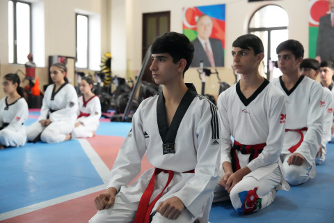 18 taekvondoçu dan dərəcəsi uğrunda imtahan verib - FOTO