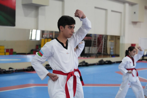 18 taekvondoçu dan dərəcəsi uğrunda imtahan verib - FOTO