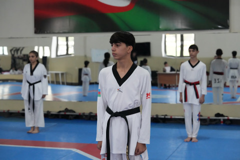 18 taekvondoçu dan dərəcəsi uğrunda imtahan verib - FOTO