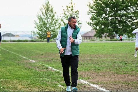 Former Azerbaijan national team striker leaves Shamkir head coach role