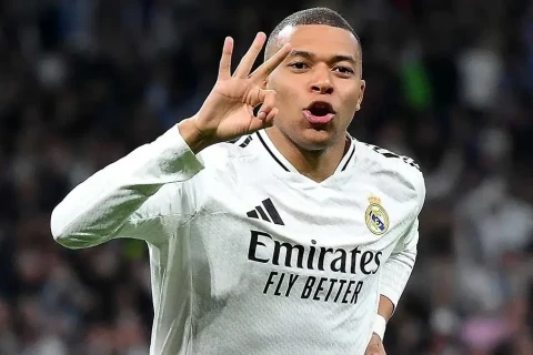 Mbappe Ronaldunun 11 il əvvəlki rekordunu təkrarlayıb