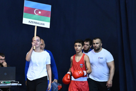 Azərbaycanın üç boksçusu U-15 Avropa çempionatında növbəti mərhələyə yüksəlib - FOTO