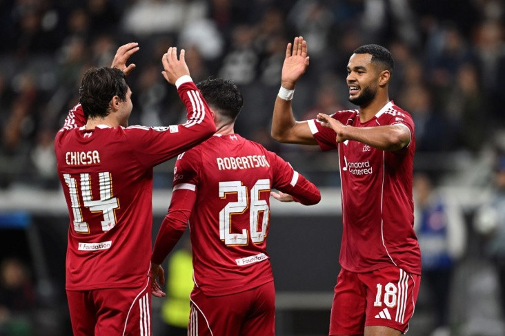 “Liverpul” “Ayntraxt Frankfurt”u darmadağın edib - VİDEO